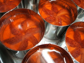 strawberry mousse_4.JPG